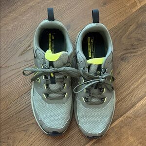New Balance 510 size 13 Men's green and Yellow hiking Athletic Shoes